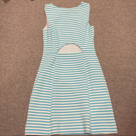 Lilly Pulitzer Shorely Blue Ottoman Stripe Whiting Cut Out Dress (XS) - Picture 5 of 7